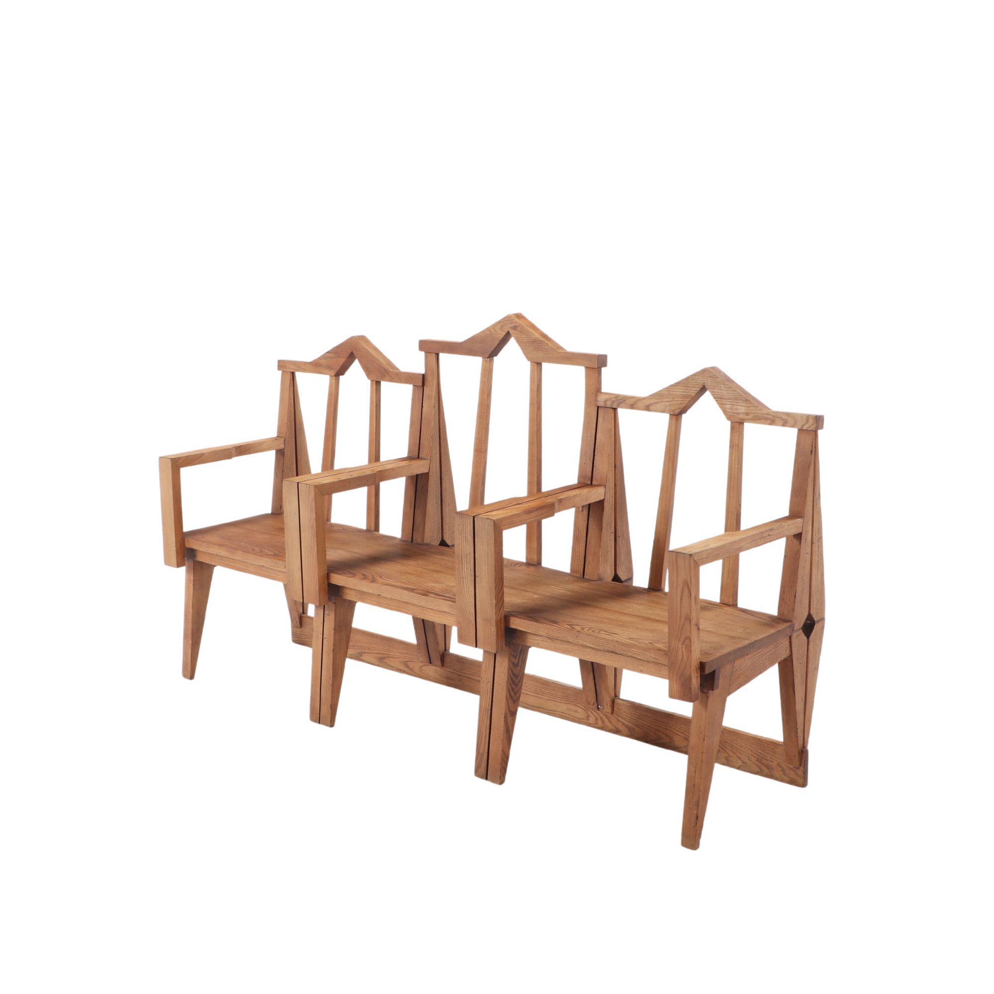 A wonderful Italian oak three section bench, C. 1960. 